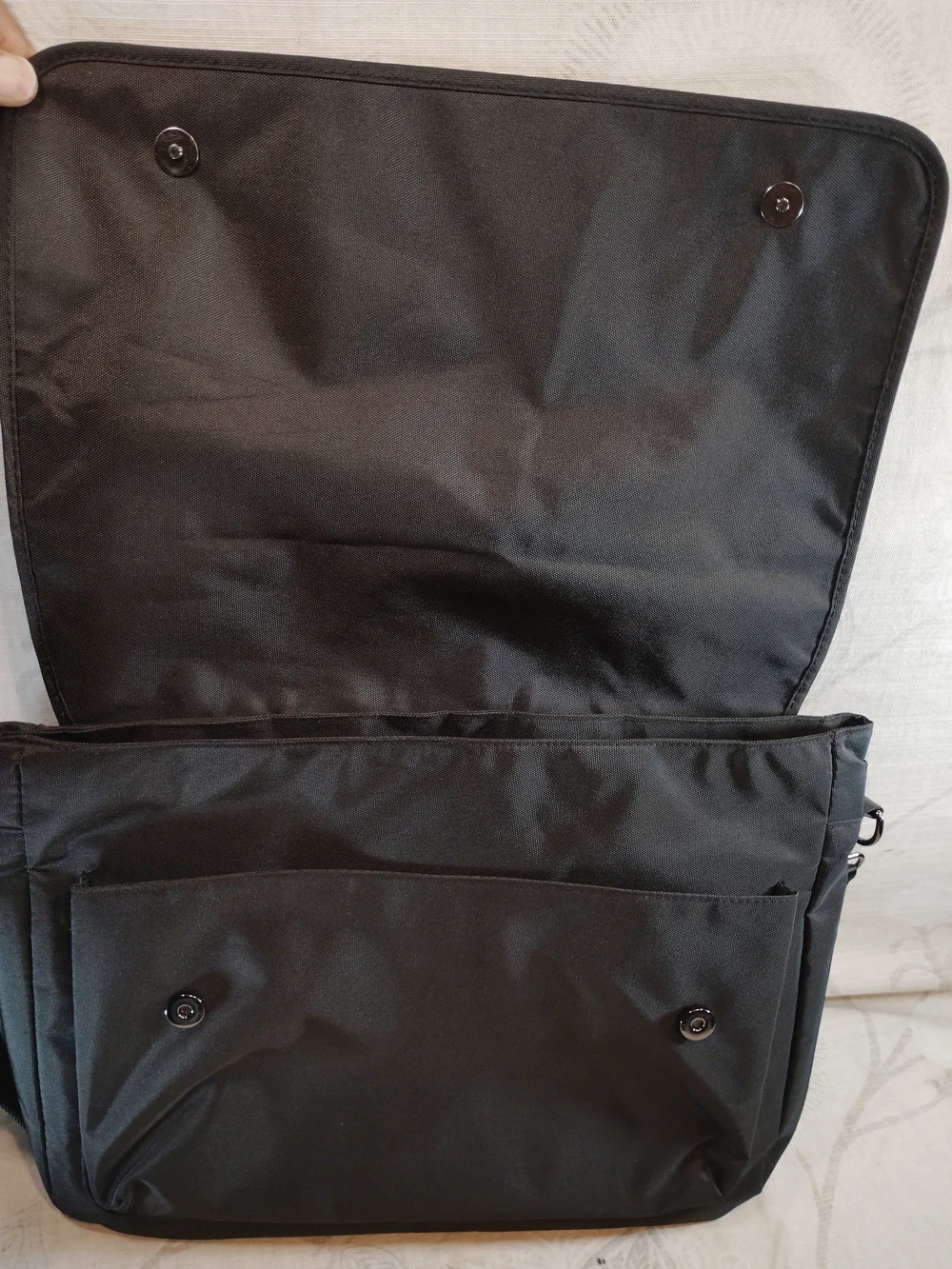 Goodfellow & Co Black Laptop Messenger Bag w/ Wide Adjustable Shoulder Strap